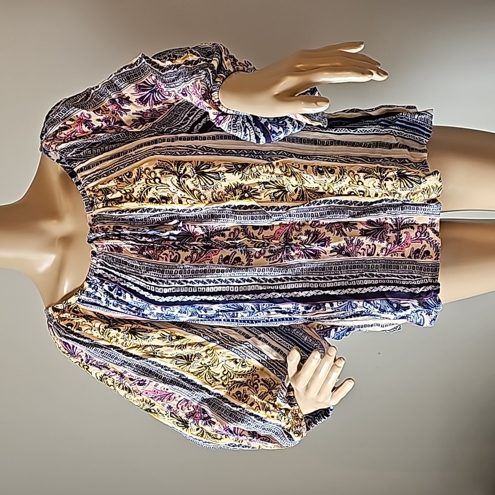a.n.a Printed Blouse with drawstring tie size XL